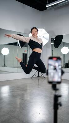 17c一起草舞蹈视频